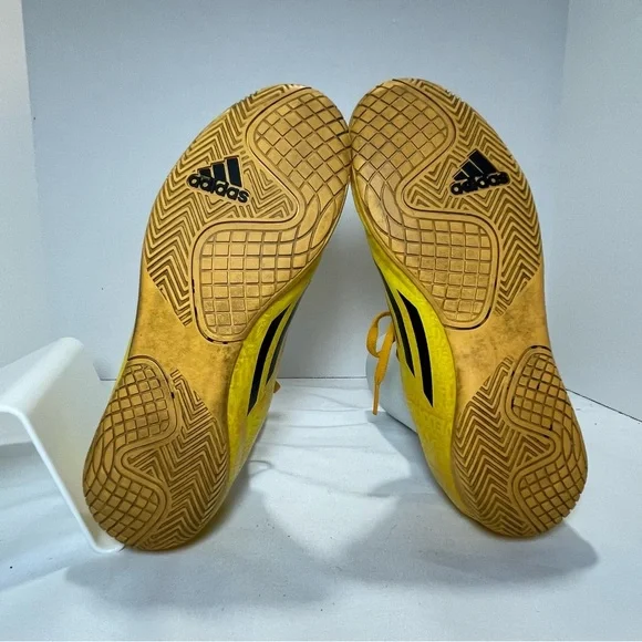Adidas F5 indoor soccer shoes. Male size 6. Pre-owned. See photos for wear. - Picture 5 of 12